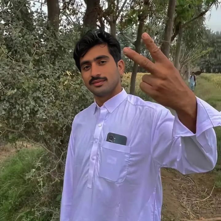 Amir 23