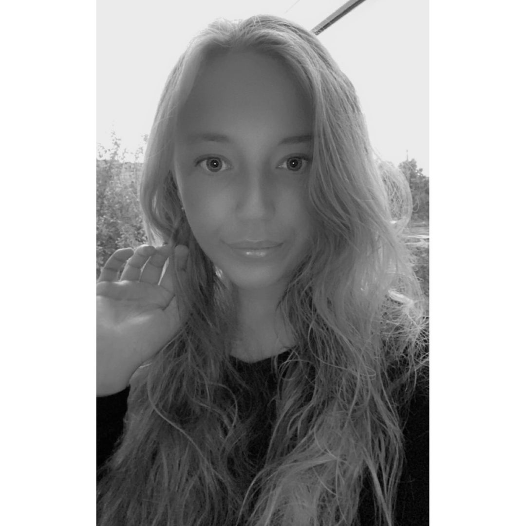 𝐂𝐄𝐋𝐈𝐍𝐀 𝐄𝐑𝐈𝐊𝐀💫